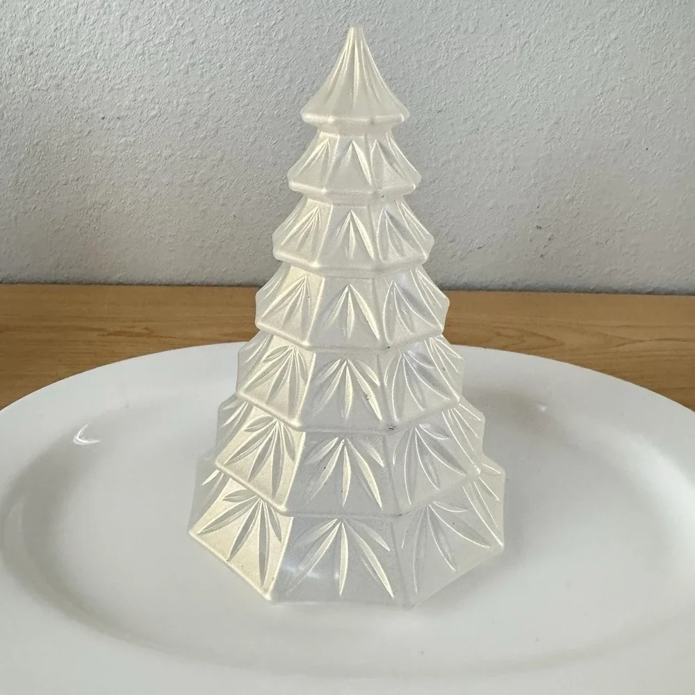 Waterford Marquis Crystal‎ Christmas Tree Iridescent Frosted 6.5